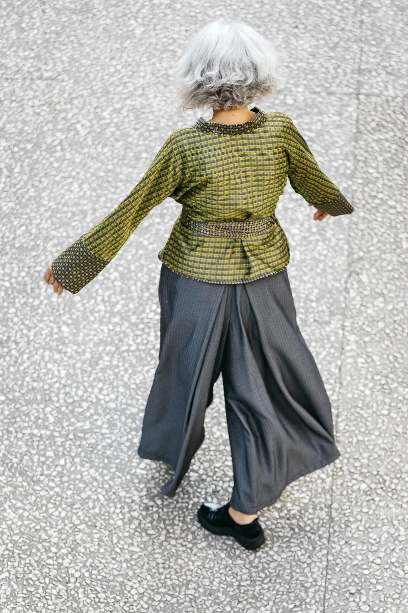 Pantalon hakama NESUMI gris